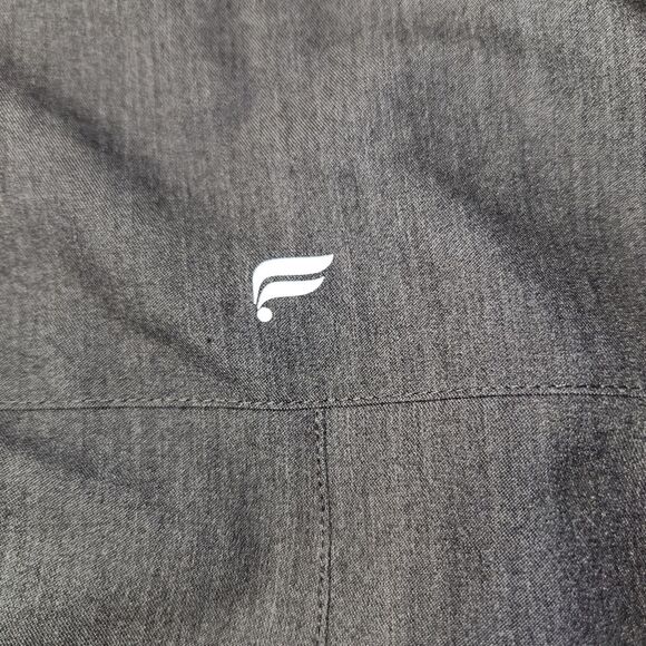 Fabletics Gray Three Pocket Scrub Top XXL - Picture 5 of 8